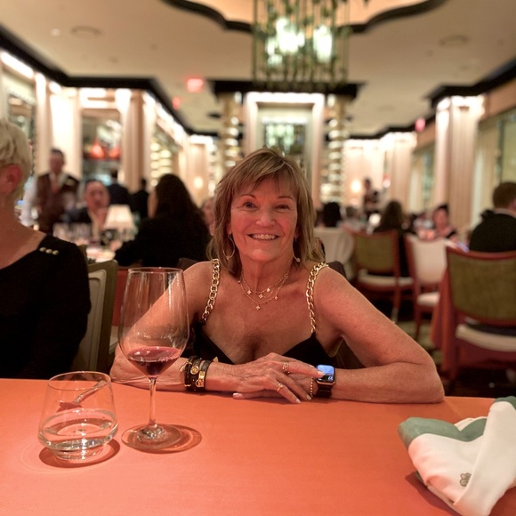 Meet your Posher, Cathy - Picture 7 of 7